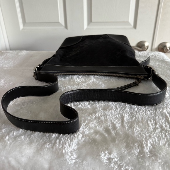 Vintage Coach Black Signature Shoulder/Crossbody Bag
